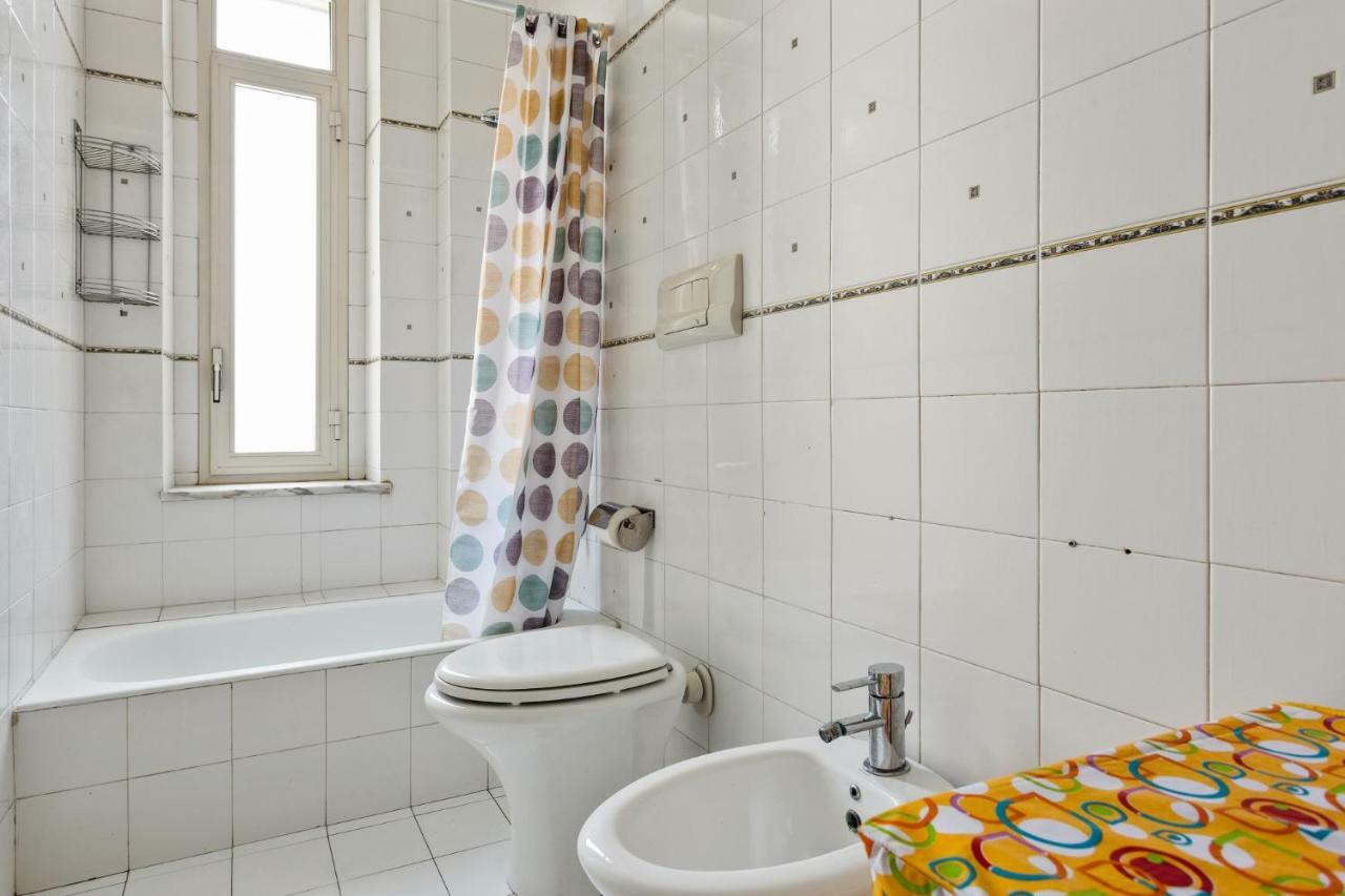 Apartmán La Smorfia Napoli Exteriér fotografie